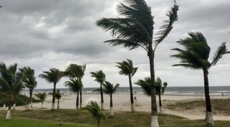  Alerta: Ventos de até 61 km/h e ressaca no litoral do Paraná