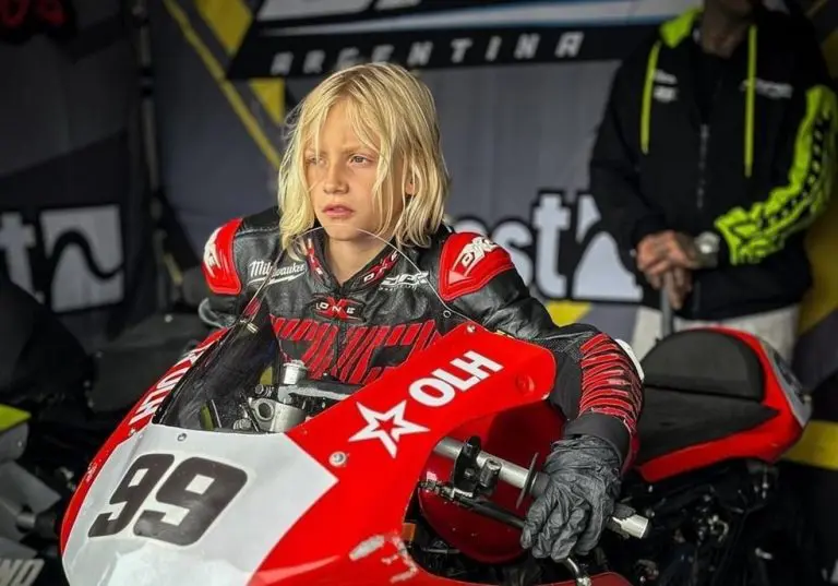  Piloto de 9 anos morre depois de acidente de moto em Interlagos