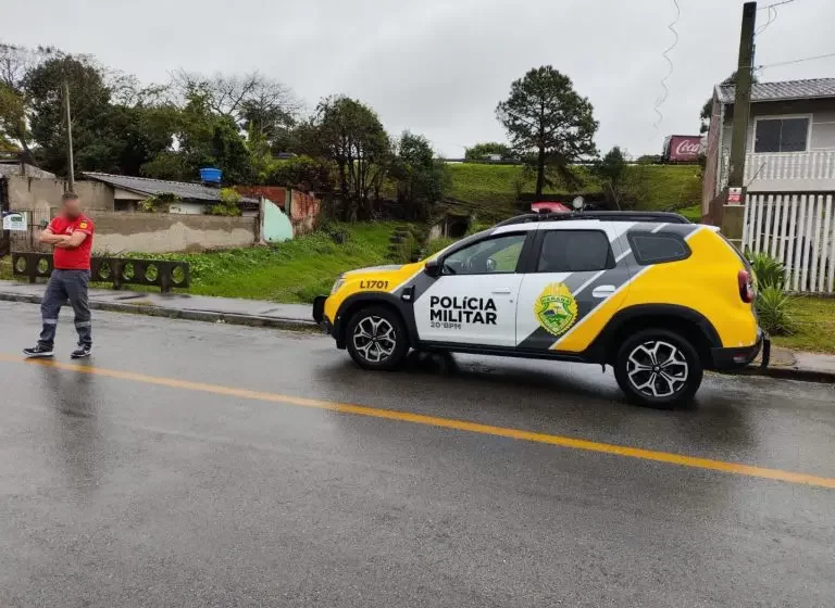  Homem é encontrado morto dentro de canal em Curitiba: ‘Tem sinais de espancamento’