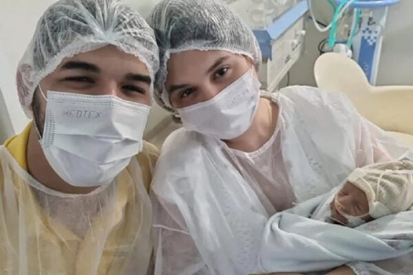  Filho do cantor Zé Vaqueiro morre aos 11 meses de vida