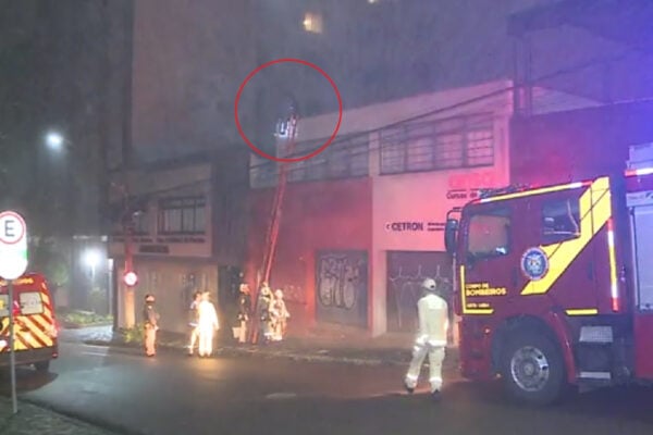  Homem invade prédio e escala parede para dormir em terraço