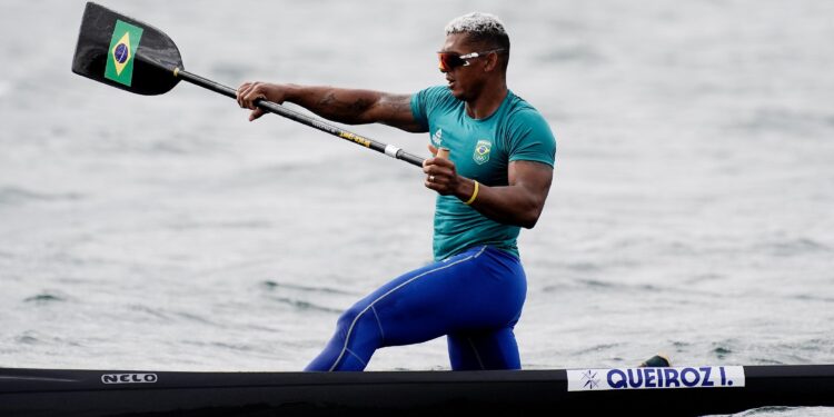  Isaquias Queiroz é prata na canoagem velocidade e chega a cinco medalhas olímpicas.