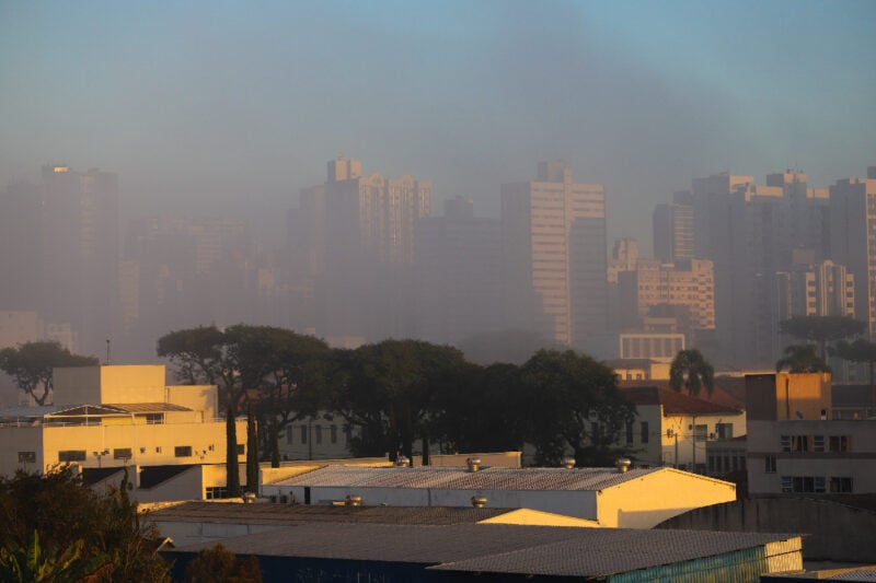  Frente fria volta ao Paraná na última semana do Inverno