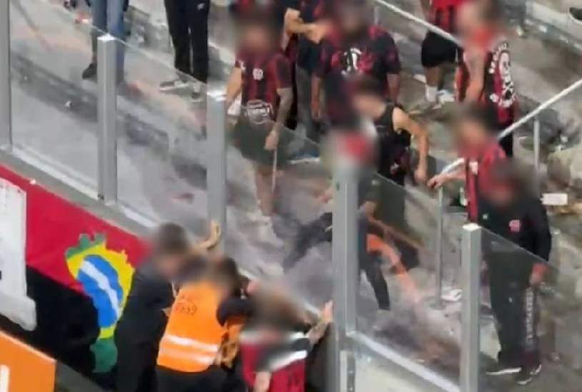 Briga no jogo do Athletico: tentativa de invasão mobiliza PM