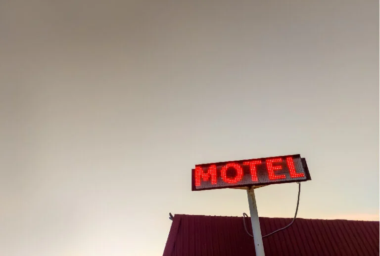 Casal tenta fazer as pazes em motel e encontro acaba no hospital