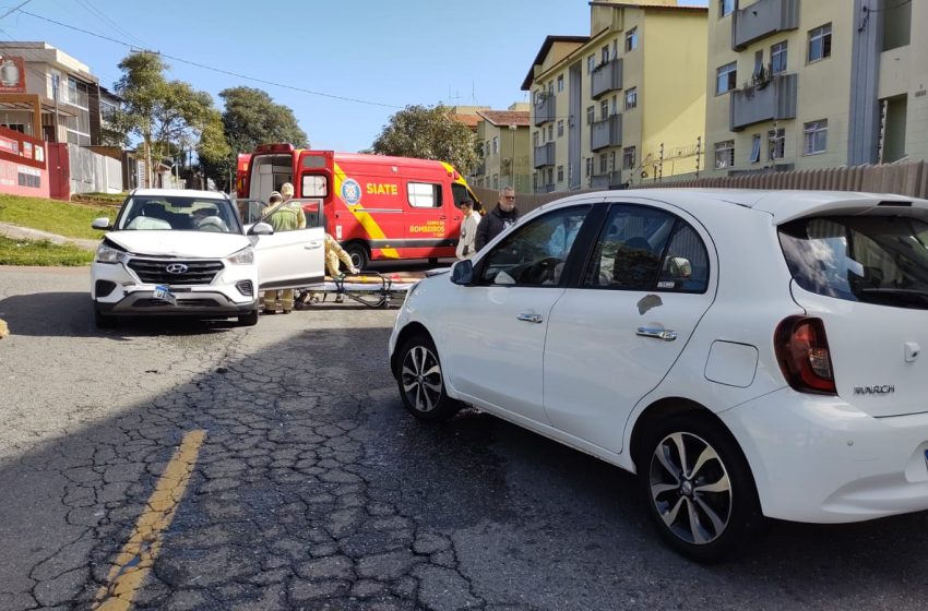  Colisão Violenta em Curitiba: Condutora Fica Ferida em Acidente no Bairro Guaíra