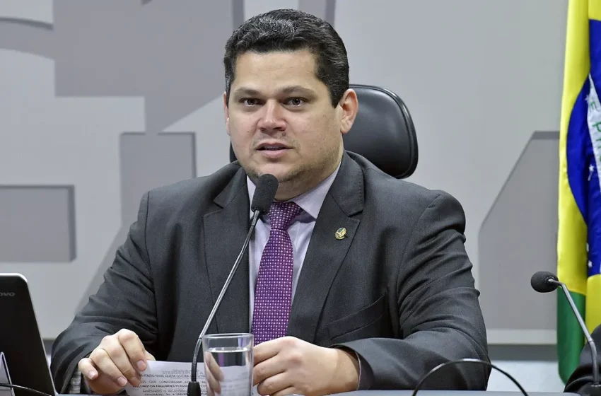  Congresso articula derrubada de veto de Lula para liberar doações durante campanha eleitoral