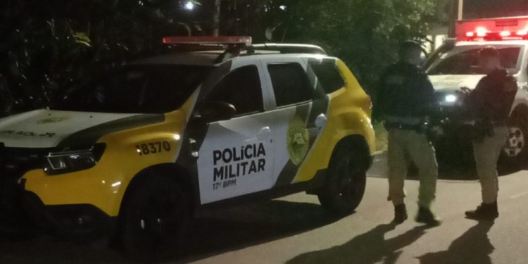  Homem é encontrado morto com múltiplas facadas em área de mata de Fazenda Rio Grande