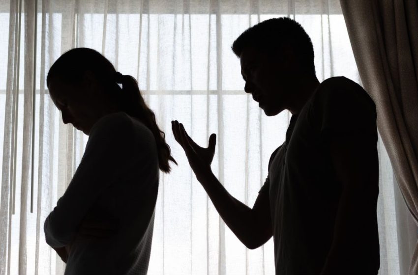  Homem é preso após descumprir medida protetiva e perseguir ex-companheira